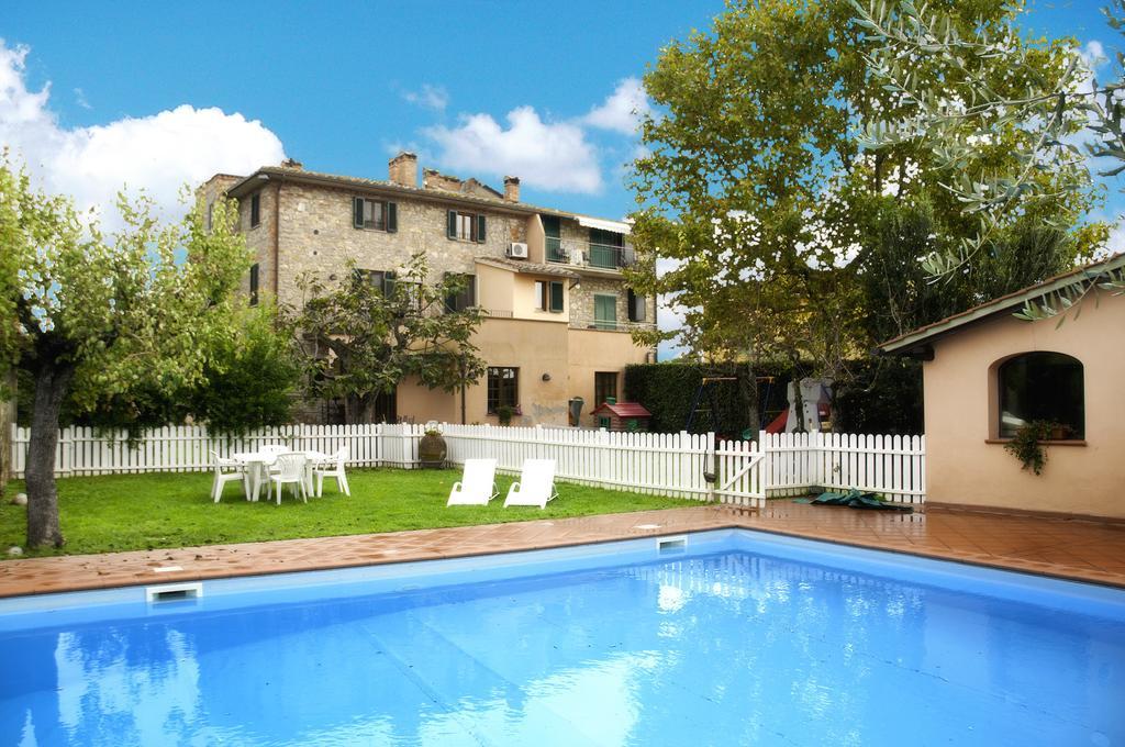 Residenza Il Palazzo Apartment Кастильоне дел Лаго Стая снимка