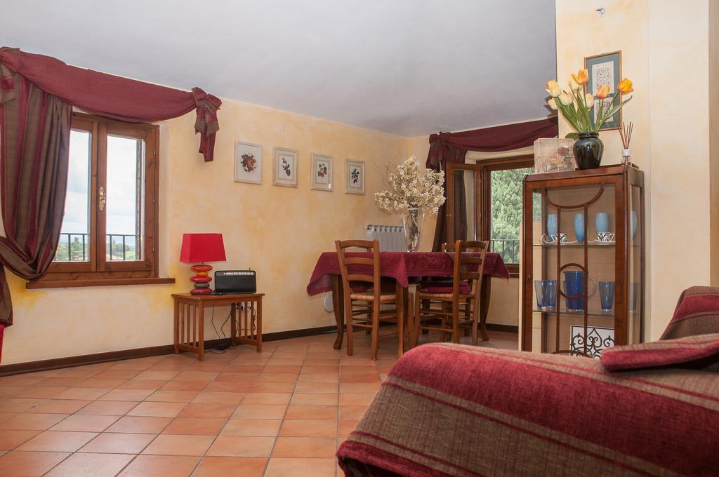 Residenza Il Palazzo Apartment Кастильоне дел Лаго Стая снимка